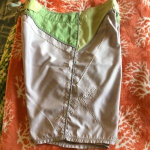 Vintage 2012 Prana Breathe Board Shorts. Excellent condition.Fits Size 35-36 🏄